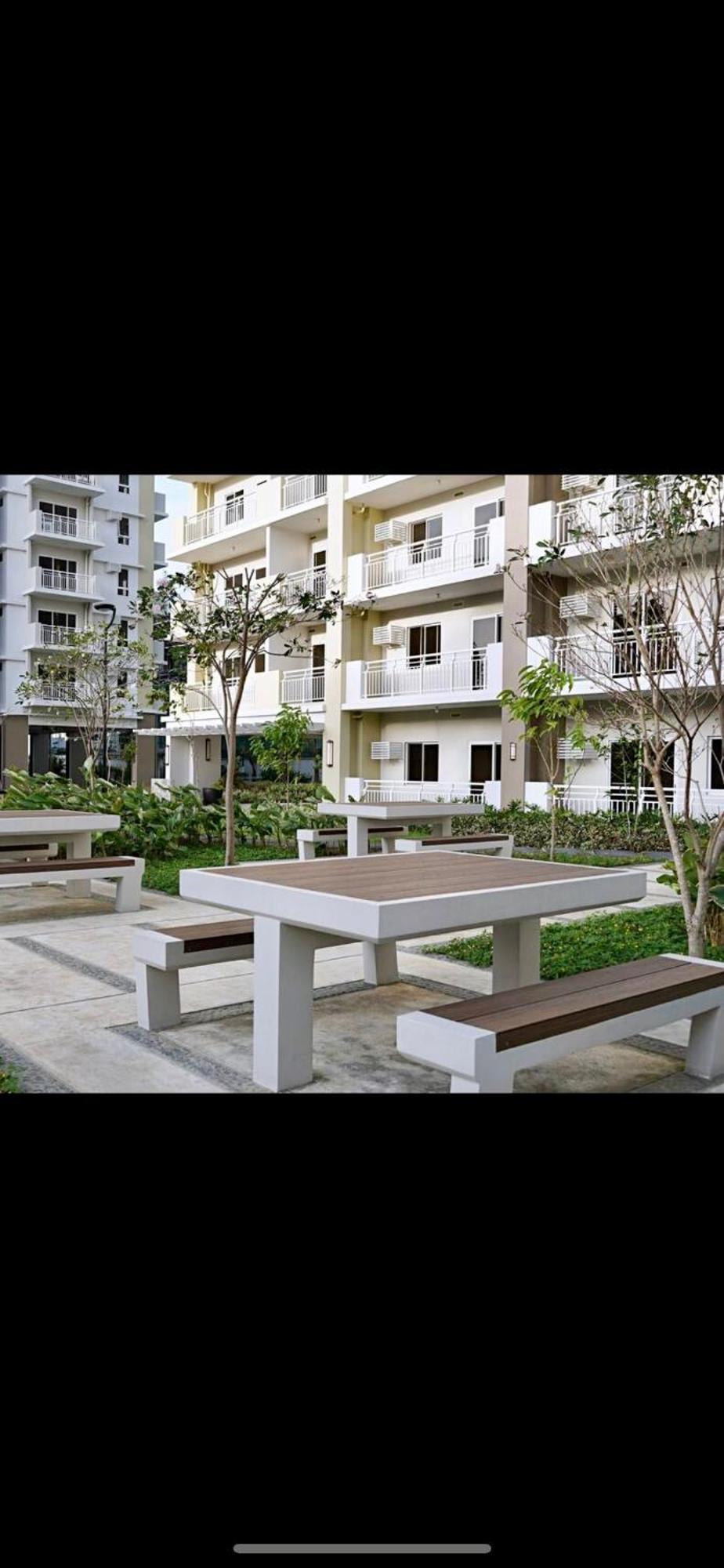 The Atherton Paranaque City Экстерьер фото
